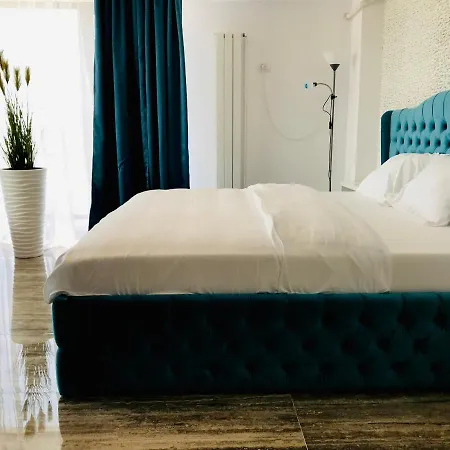 Anias Front View Of The Black Sea 14a Apartment *